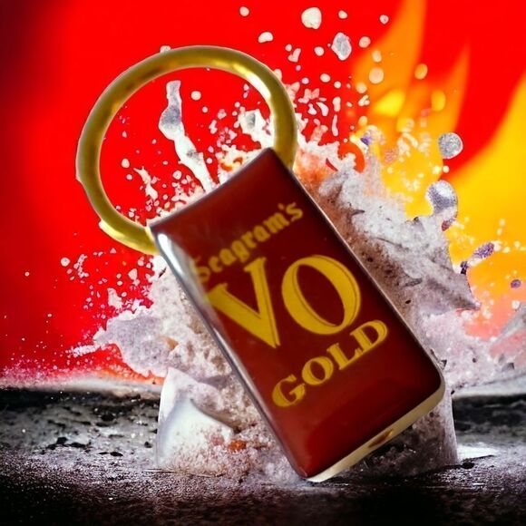 Seagrams Vo Gold Keychain Key Ring Key Fob Keeper Vtg Enameled Gold Tone Promo. - Picture 1 of 16